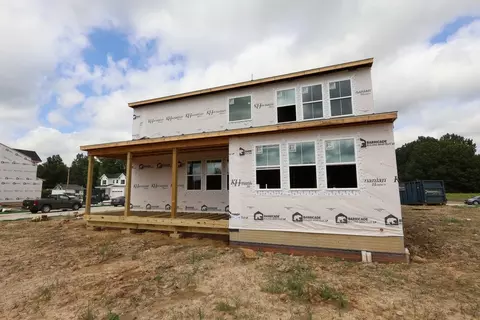 Exterior - 120 Riverfield Run, Elyria, OH 44035 photo 3 of 5