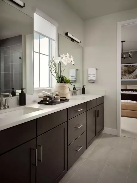 Bath - 20493 E 57th Ave, Aurora, CO 80019 photo 1 of 1