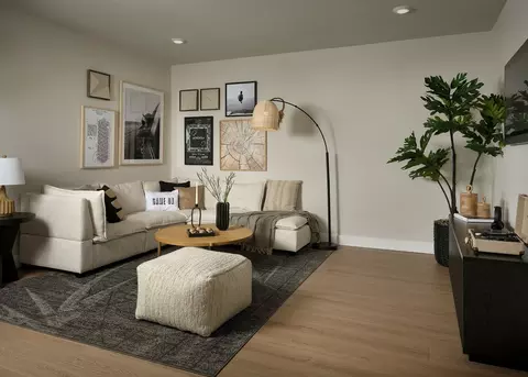Living - 20493 E 57th Ave, Aurora, CO 80019 photo 2 of 4