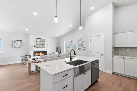 Other - 61797 SE Camellia St, Bend, OR 97702 photo 3 of 13
