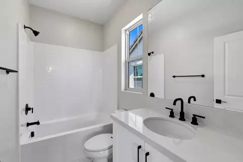 Bath - 16009 Willows Ct, Whittier, CA 90604 photo 4 of 4