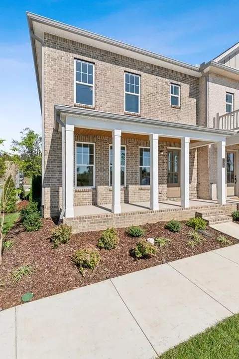 124 Nearwater Pl, Hendersonville, TN 37075