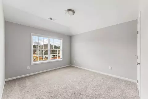 Bedroom - 428 Lakeview Way, Lagrange, GA 30241 photo 3 of 4