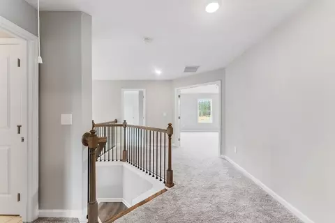 Entry Way - 428 Lakeview Way, Lagrange, GA 30241 photo 4 of 5