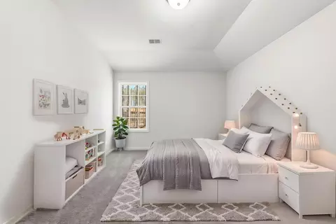 Bedroom - 428 Lakeview Way, Lagrange, GA 30241 photo 1 of 2