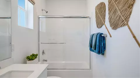 Bath - 2542 E Hyde Paseo, Ontario, CA 91762 photo 5 of 5