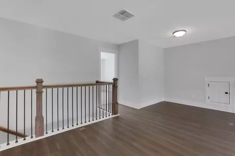 Entry Way - 104 Pointer Trl, Troutman, NC 28166 photo 2 of 7