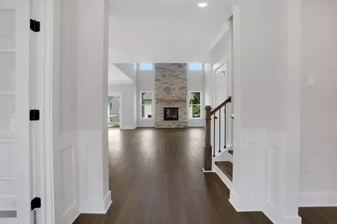 Entry Way - 104 Pointer Trl, Troutman, NC 28166 photo 1 of 7