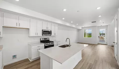 Kitchen - 21411 E 67th Ave, Aurora, CO 80019 photo 5 of 5