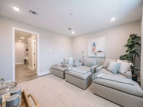 6301 Annie Cv, Ocean Springs, MS 39564
