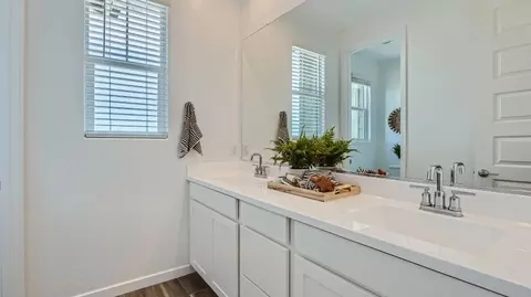 Bath - 8340 E Petra Ave, Mesa, AZ 85212 photo 4 of 5
