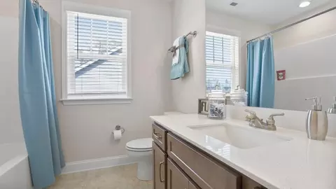 Bath - 617 River Trace Loop, Simpsonville, SC 29680 photo 1 of 3