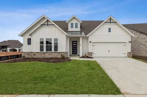701 Redbrick Ln, Northlake, TX 76247
