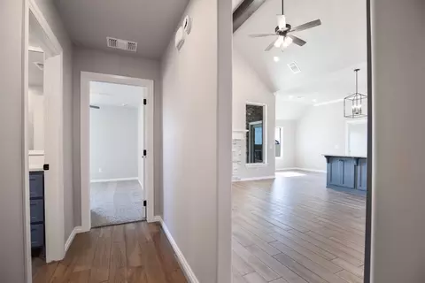 Entry Way - 2920 E Northampton St, Broken Arrow, OK 74014 photo 3 of 5
