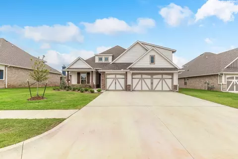 Exterior - 2920 E Northampton St, Broken Arrow, OK 74014 photo 4 of 39