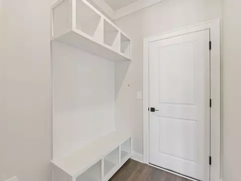 Entry Way - 1297 Whitman Cir, Monroe, GA 30656 photo 3 of 6