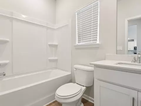 Bath - 1297 Whitman Cir, Monroe, GA 30656 photo 1 of 4