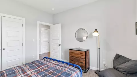 Bedroom - 100 Laney Ln, Dothan, AL 36305 photo 5 of 14