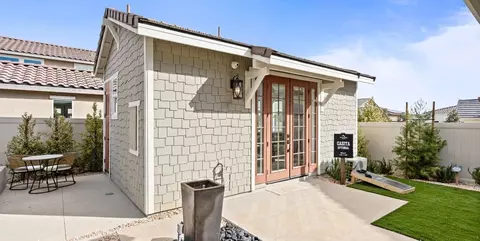 Exterior - 17488 Camp Crk, Hesperia, CA 92345 photo 4 of 21