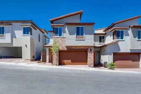 11952 Angle Cliff Ave, Las Vegas, NV 89138