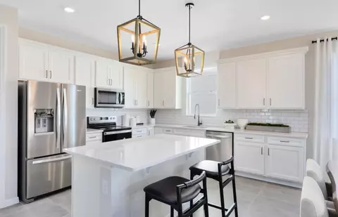 Kitchen - 2722 Portadown St, Ormond Beach, FL 32174 photo 2 of 10