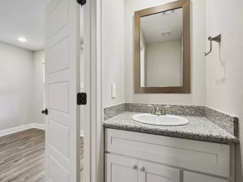 14987 Rowan Oak St, Gulfport, MS 39503