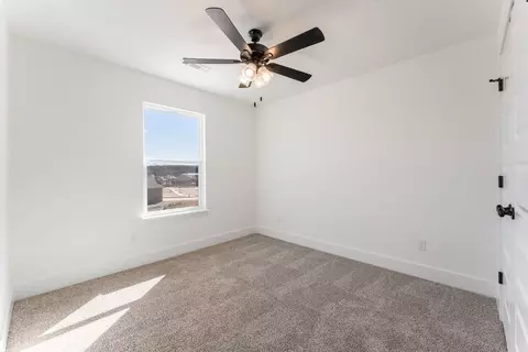 Bedroom - 101 W Seminole St, Strafford, MO 65757 photo 2 of 10