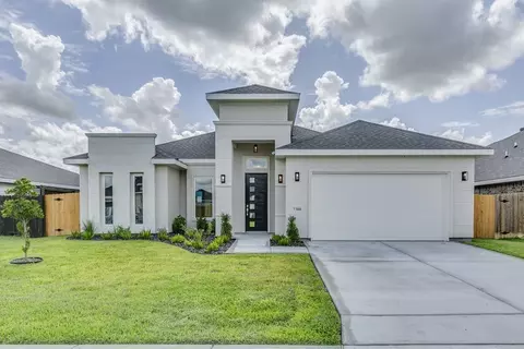 7505 N 53rd St, Mission, TX 78573