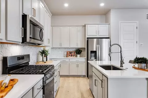 1706 Mount Meeker Ave, Berthoud, CO 80513
