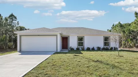 Exterior - 7035 Berwick Cir, Labelle, FL 33935 photo 19 of 22