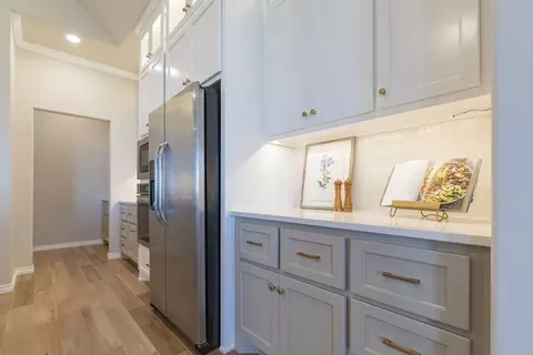 Entry Way - 701 Still Mdws, Guthrie, OK 73044 photo 1 of 23