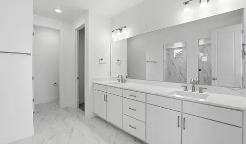 Bath - 454 E 4290 S, Washington, UT 84780 photo 1 of 1