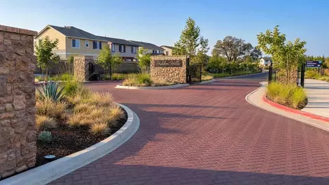 View/Area - 121 Ascent Ct, Lincoln, CA 95648 photo 1 of 3
