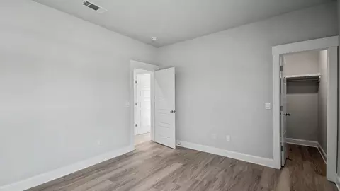 Bedroom - 324 Cornerstone Xing, Brandon, MS 39042 photo 6 of 17