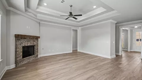 Living - 324 Cornerstone Xing, Brandon, MS 39042 photo 3 of 6