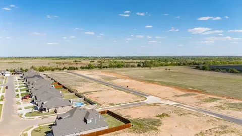 View/Area - 9325 Cheek Ranch Rd, Yukon, OK 73099 photo 4 of 12