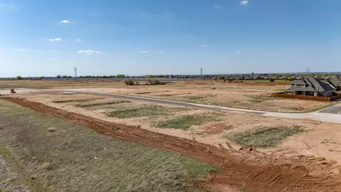 View/Area - 9325 Cheek Ranch Rd, Yukon, OK 73099 photo 5 of 12