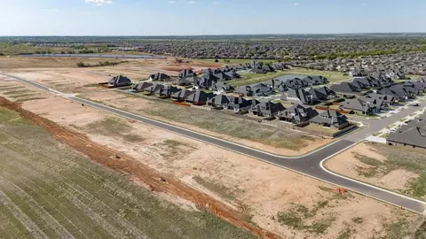 View/Area - 9325 Cheek Ranch Rd, Yukon, OK 73099 photo 3 of 12