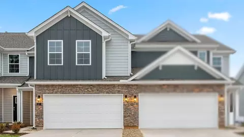 147 Briarwood Ln, Advance, NC 27006