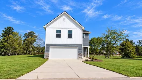158 Evergreen Cir, Rossville, GA 30741
