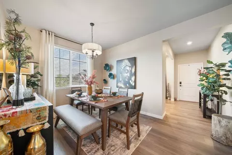 Dining - 21880 E 46th Pl, Aurora, CO 80019 photo 4 of 5