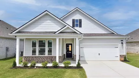 88 Gateway Dr, Jackson, TN 38305