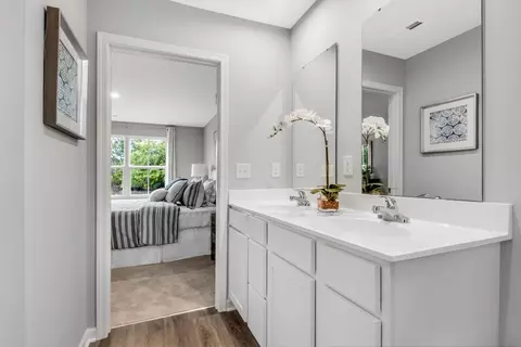 Bath - 52 Pultz Rd, Dayton, OH 45431 photo 2 of 2