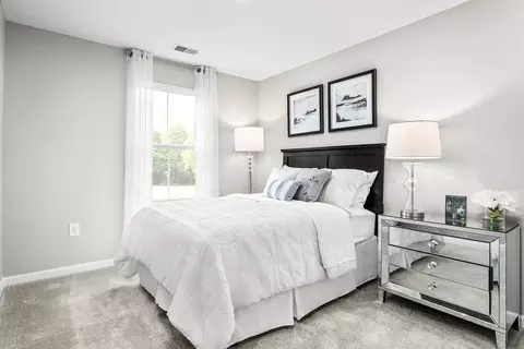 Bedroom - 52 Pultz Rd, Dayton, OH 45431 photo 2 of 5