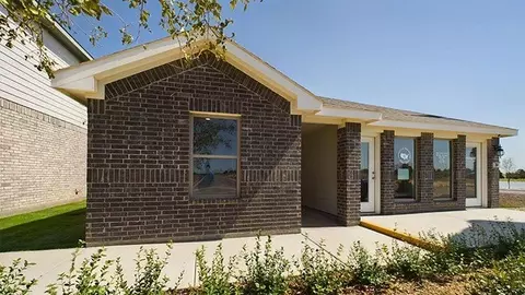 Exterior - 204 15th St, Wolfforth, TX 79382 photo 5 of 5
