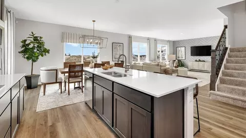 Kitchen - 265 Snowdrop Ln, Elgin, IL 60124 photo 6 of 11