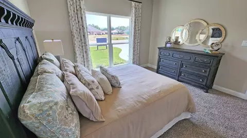 Bedroom - 515 Bridgeway St, Canton, MS 39046 photo 5 of 18