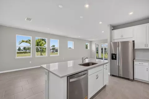 Kitchen - 11740 Boundless Ter, Venice, FL 34293 photo 4 of 4