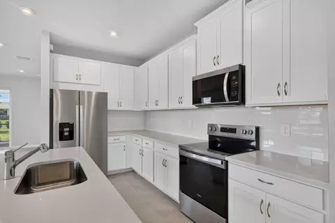 Kitchen - 11740 Boundless Ter, Venice, FL 34293 photo 1 of 4