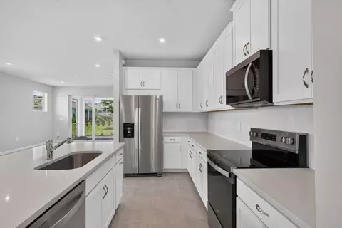 Kitchen - 11740 Boundless Ter, Venice, FL 34293 photo 2 of 4